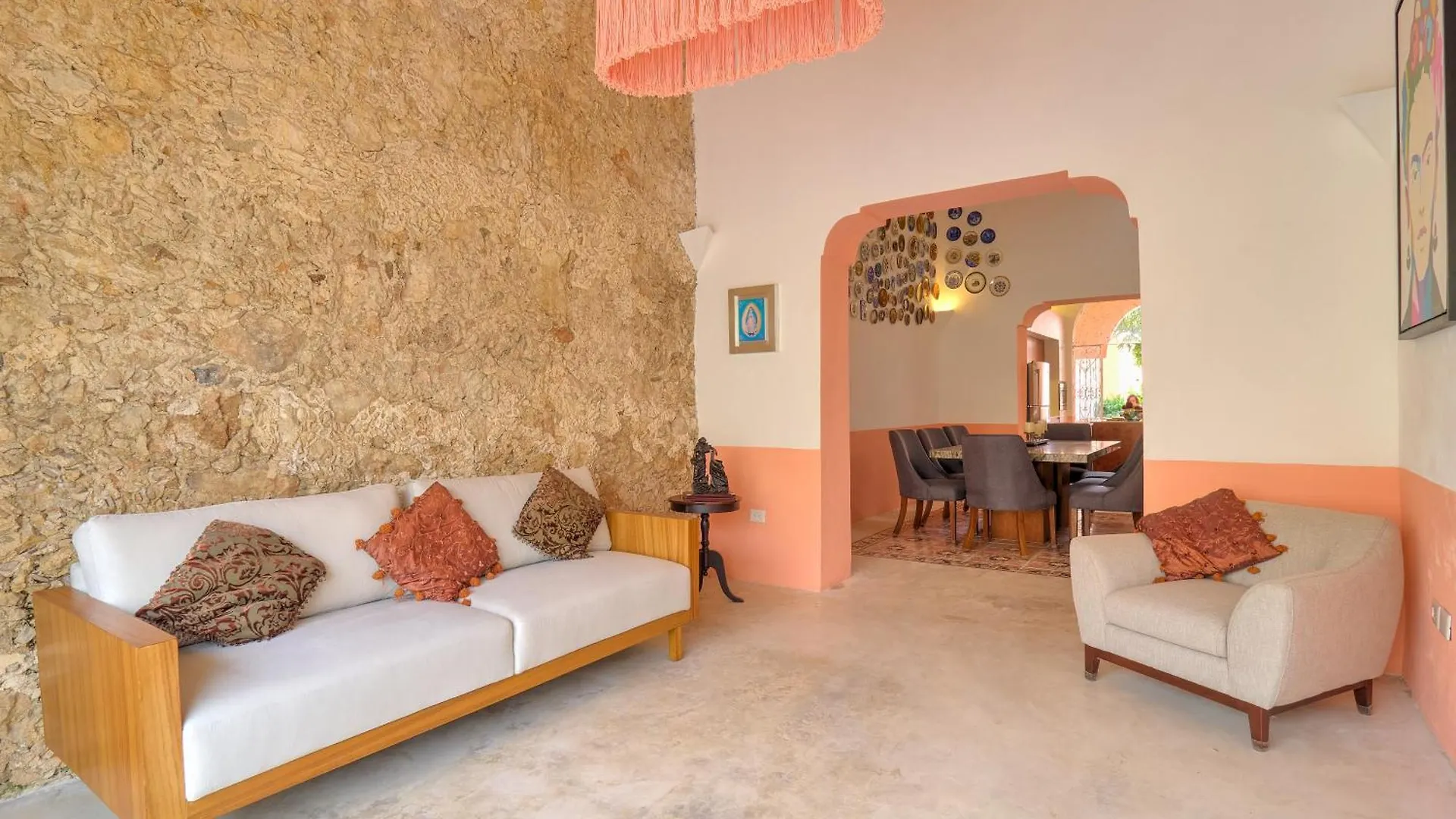 La Casa De Los Platos Merida