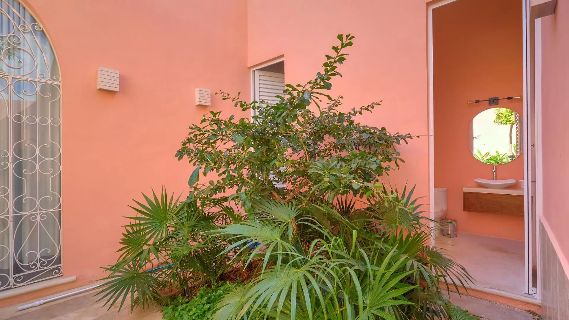 Holiday home La Casa De Los Platos Merida