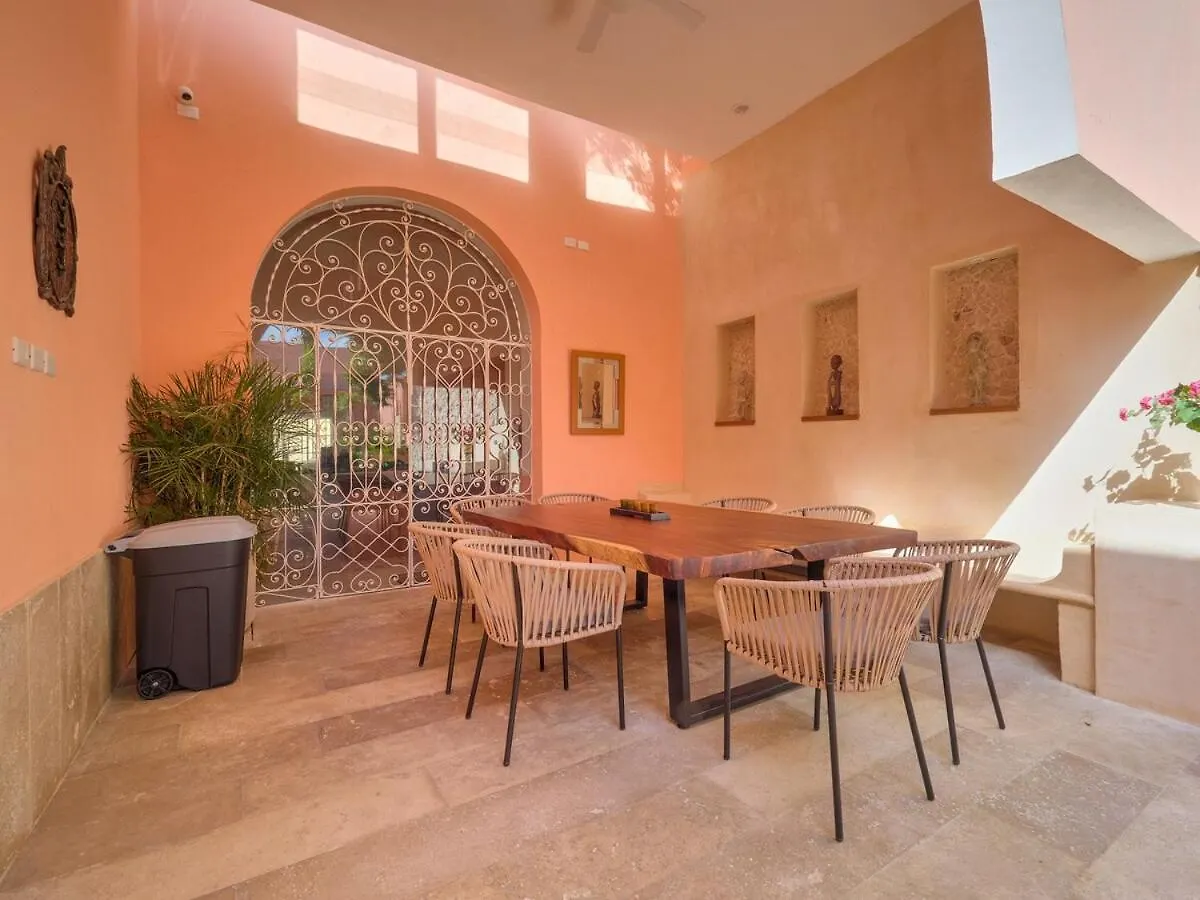 La Casa De Los Platos Merida