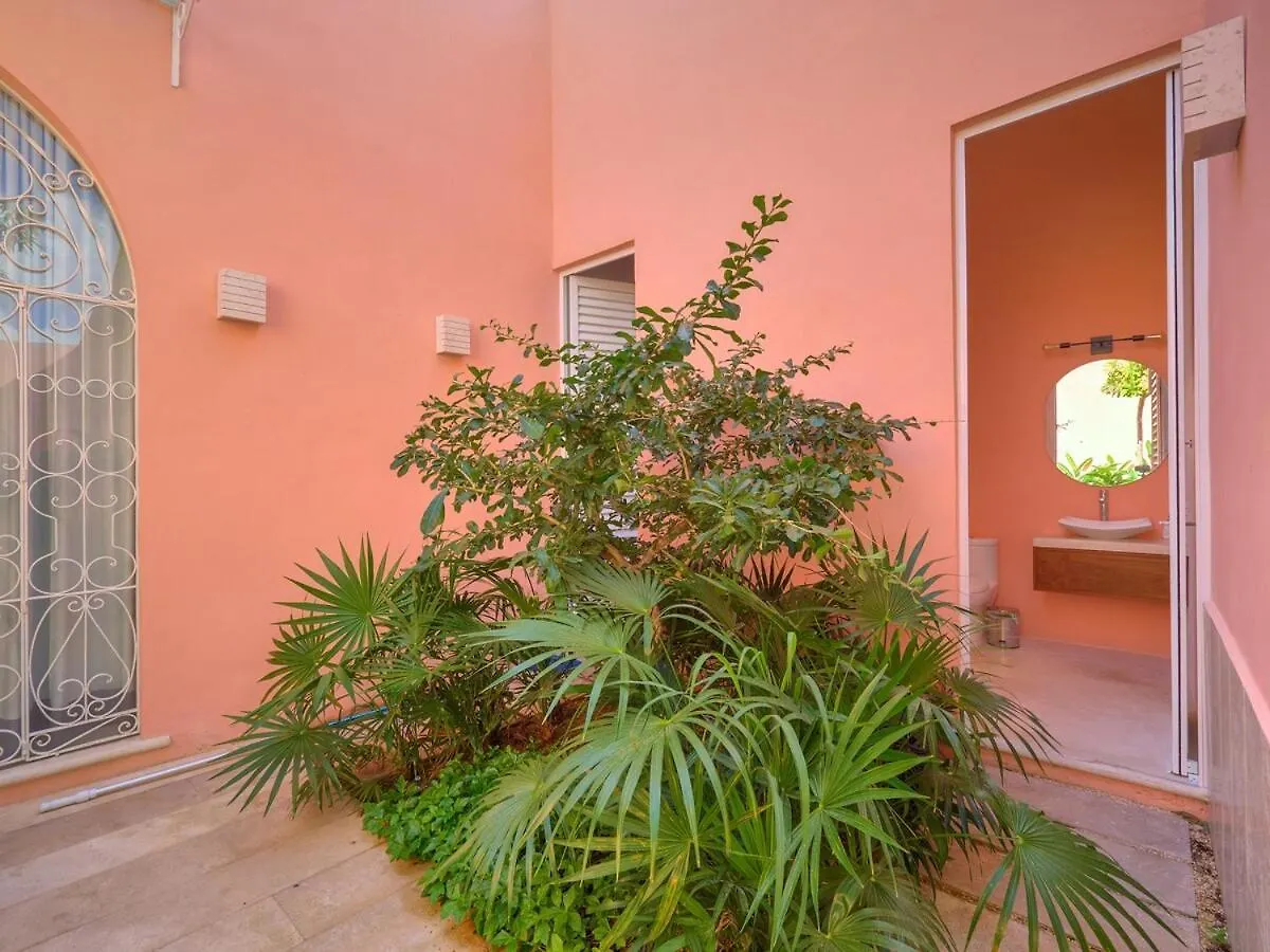 La Casa De Los Platos Merida 0*,